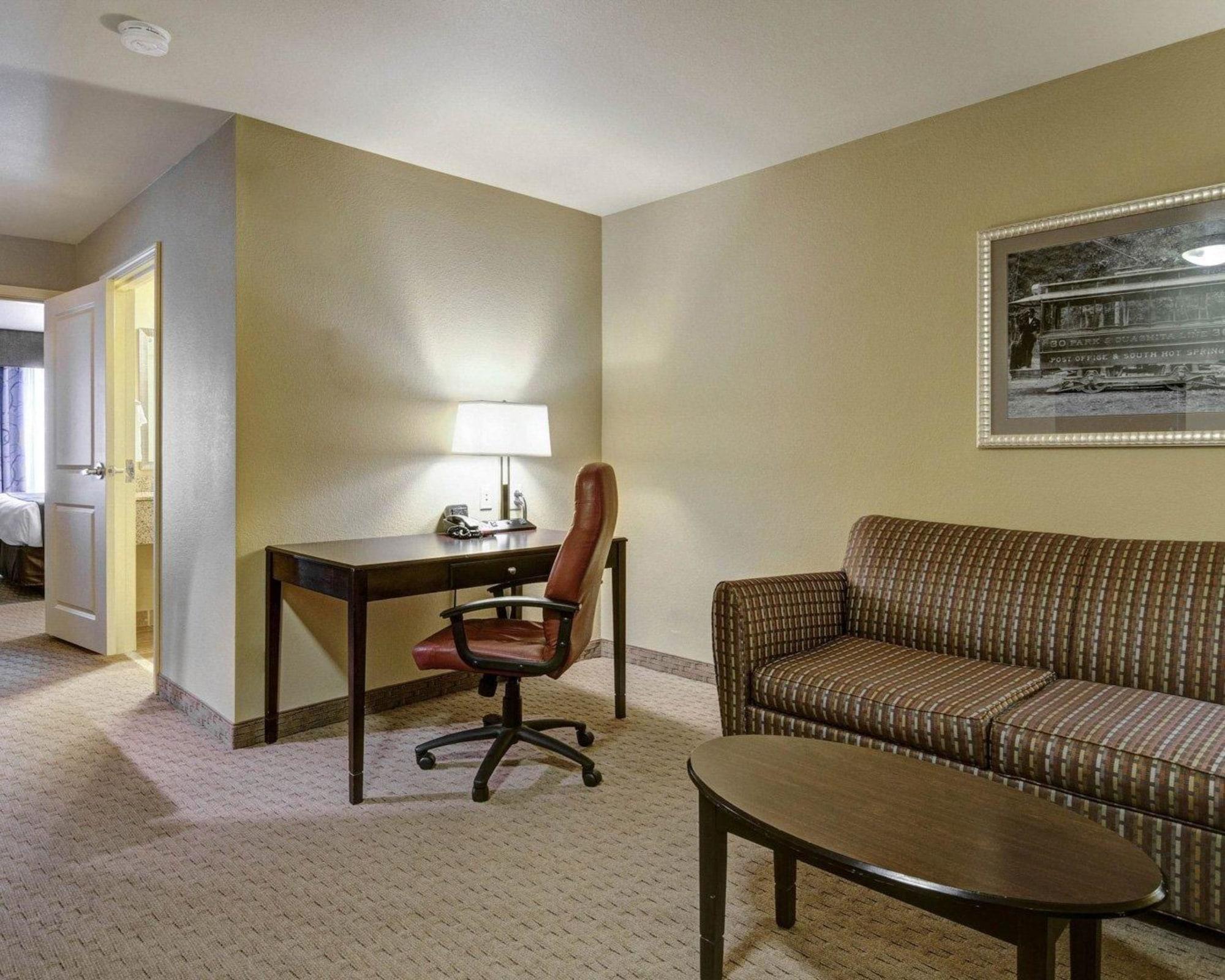 Comfort Suites Near Hot Springs Park מראה חיצוני תמונה