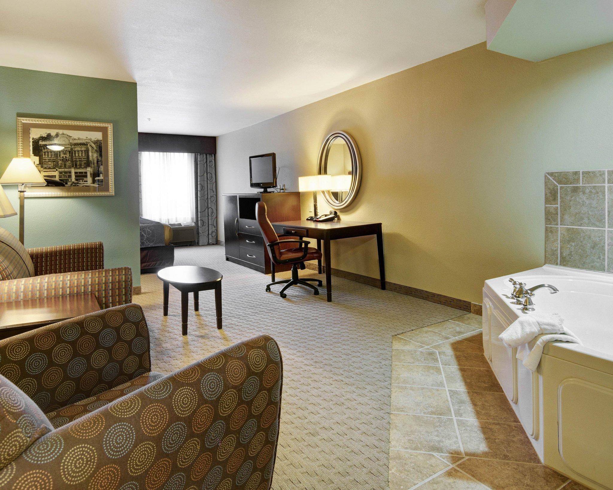 Comfort Suites Near Hot Springs Park מראה חיצוני תמונה