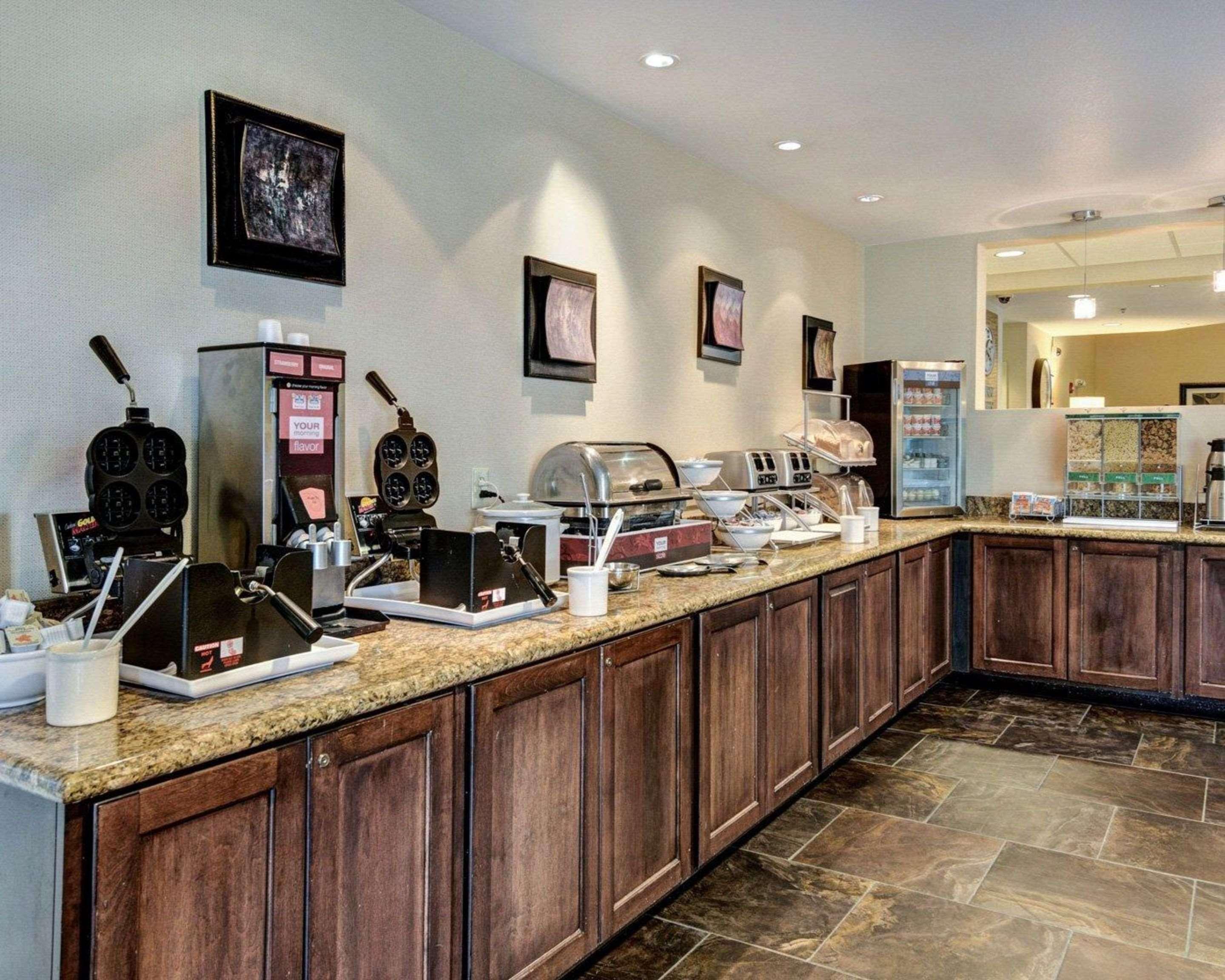 Comfort Suites Near Hot Springs Park מראה חיצוני תמונה